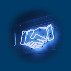 EDS-Maschinenbau-handshake-neon-blue-600px